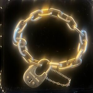 MICHAEL KORS CHUNKY GOLD PADLOCK BRACELET W/ Safety Chain